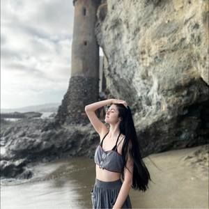 Meet your Posher, Karina